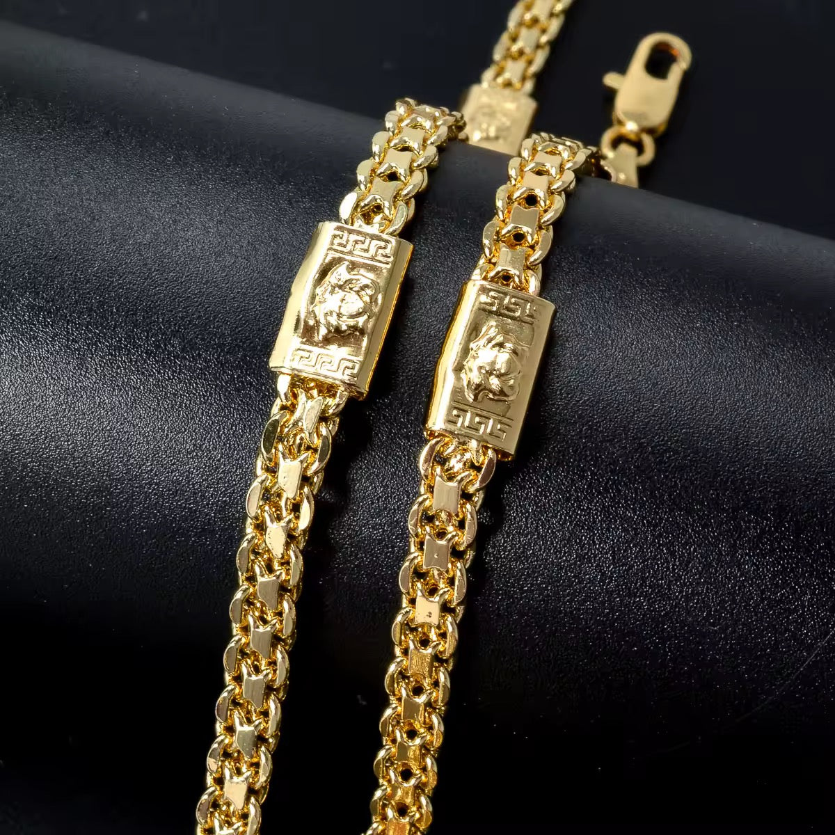Dubai 18 Karat vergoldetes Schmuckset – Halskette + Armband